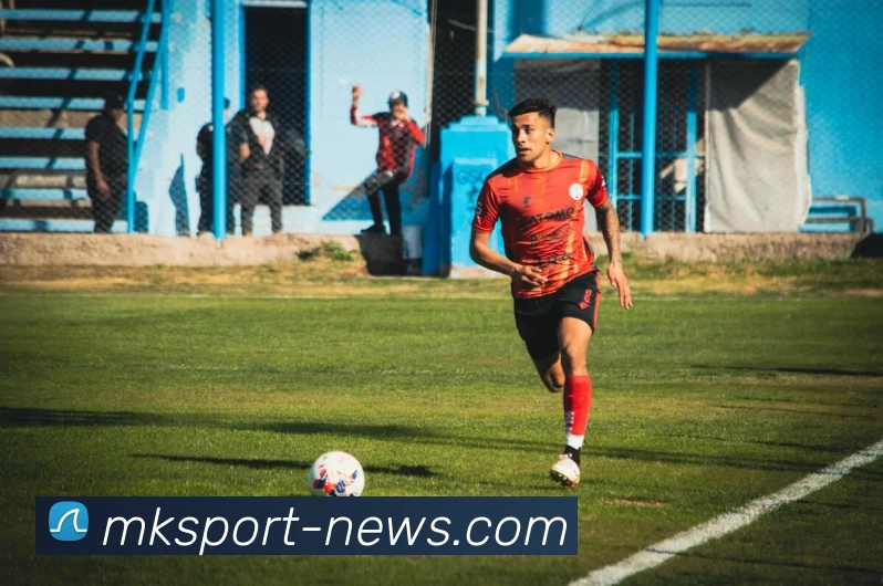 三年前的今天克莱汤普森三分雨倾洒勇士主场助力逆转胜利