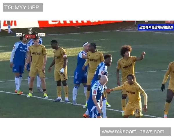 德里赫特社交媒体庆祝球队2-1战胜水晶宫并欢迎利马重返赛场