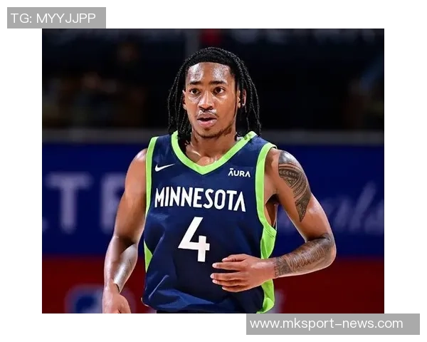 迪文岑佐表现出色9投5中三分球命中率高达57贡献15分3篮板8助攻助球队取胜